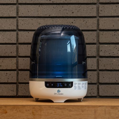 DH Lifelabs Aaira + Humidifier Air Purifier